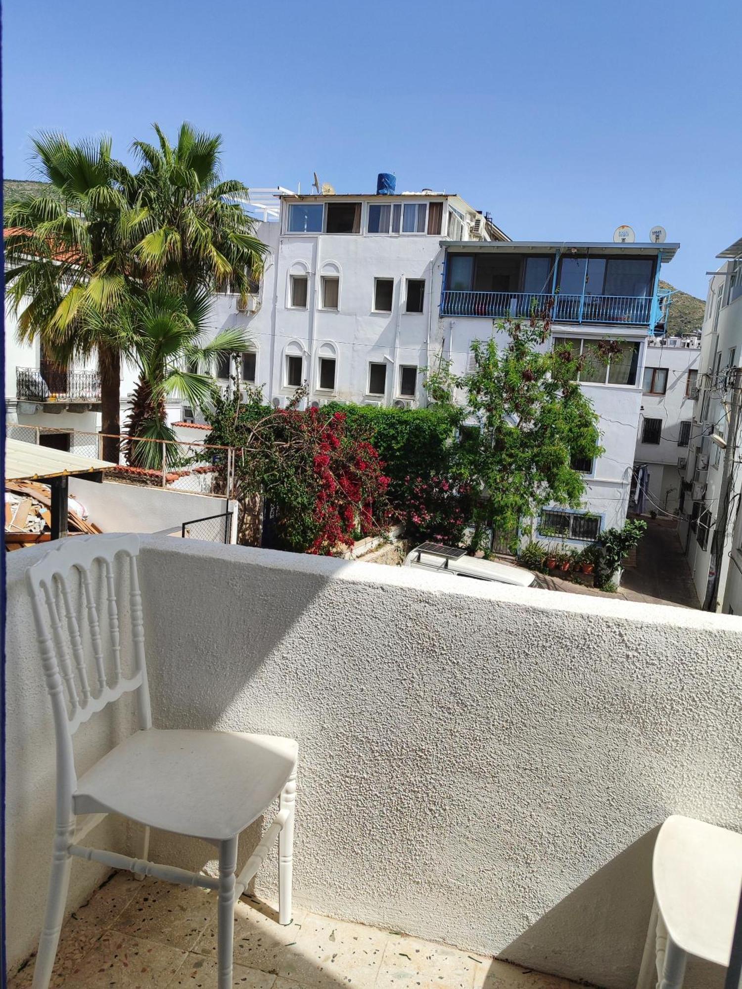 R House Hotel